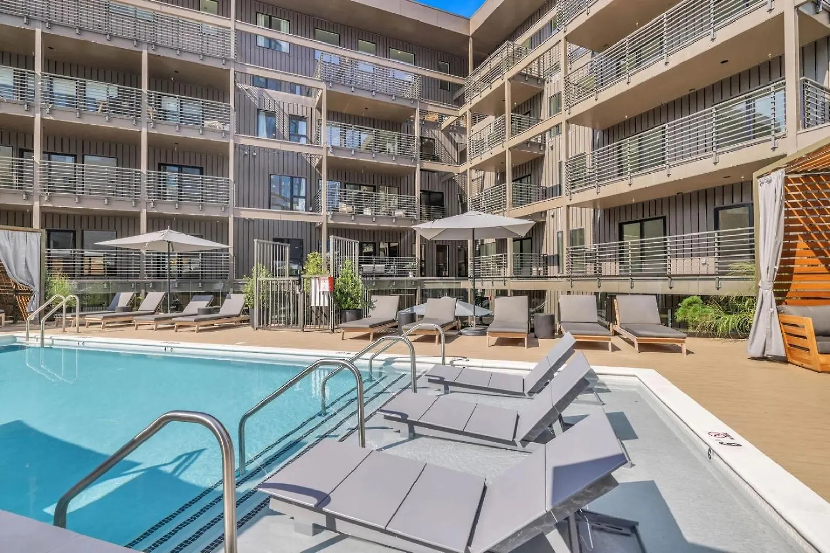 Nashville - 635 7Th Ave S Unit 610